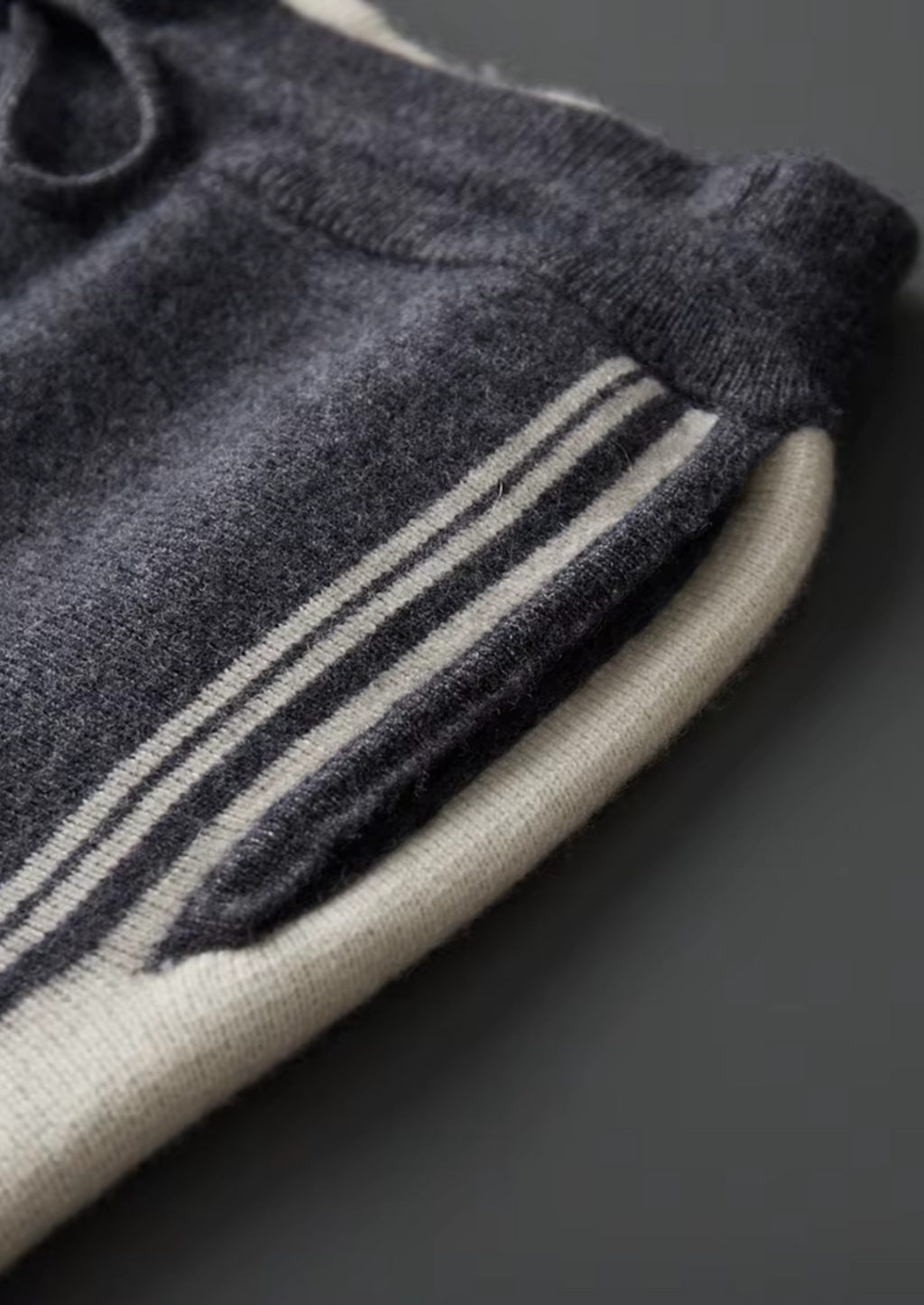 PURE EXTRA-FINE MERINO WOOL DAMIEN SET
