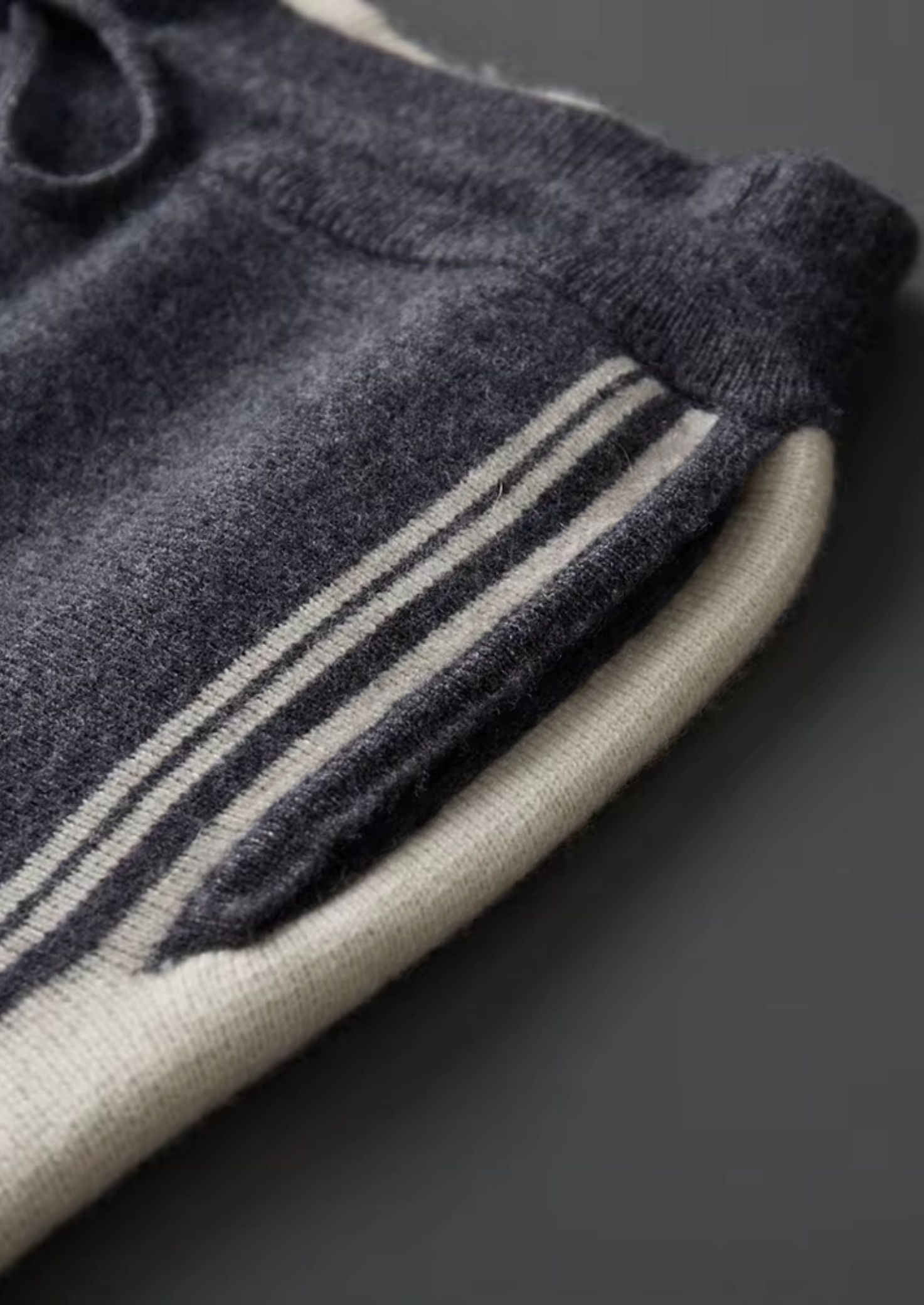 PURE EXTRA-FINE MERINO WOOL DAMIEN SET